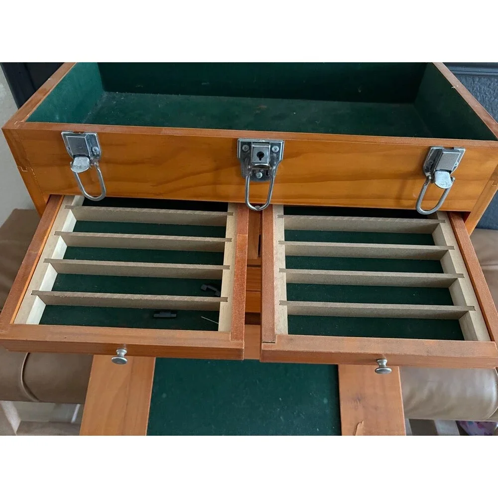 Windsor Design style desk traditional